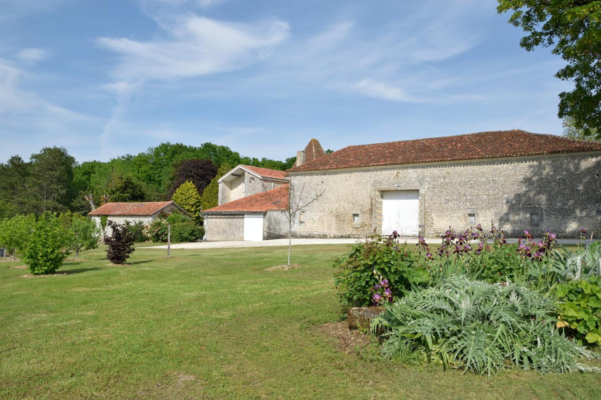 Bed and Breakfast Domaine Chez Maurice Becheresse Exteriér fotografie